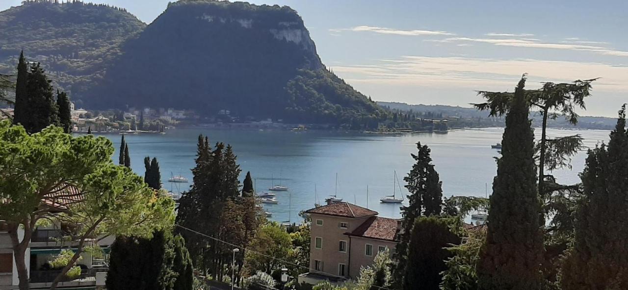 Garda Lake And Swimming Pool Apartamento *